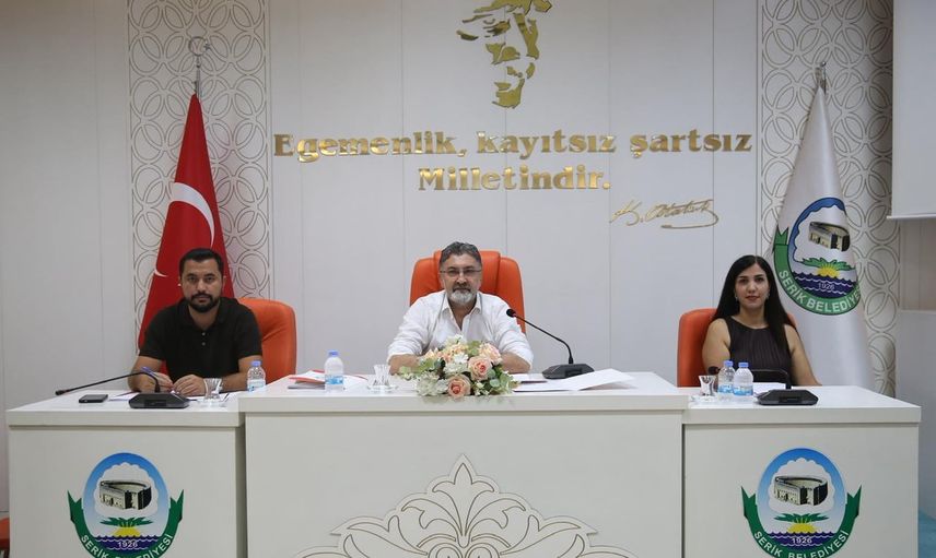 Serik'te belediye adına düzenlenen sahte borç iddiası mecliste gündeme oturdu