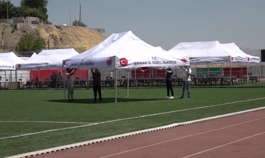 Şırnak'ta gece dronları: Teknofest'in ilk etabı şehir stadında