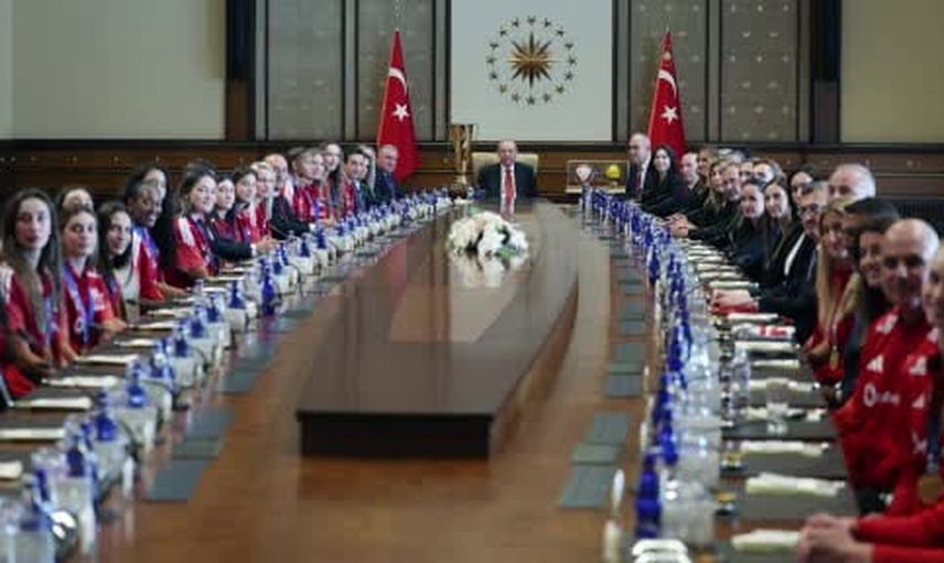 Cumhurbaşkanı Erdoğan'dan milli voleybola destek ve motivasyon mesajı