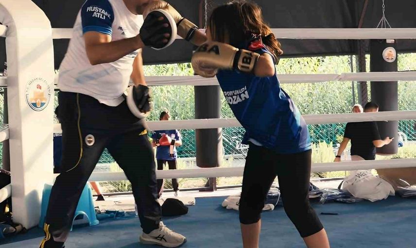 Kozan'da yaz kursları 2 bin öğrenciye kapı açtı