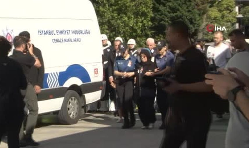 Esenyurt'ta görev başındayken şehit olan trafik polisi için veda töreni