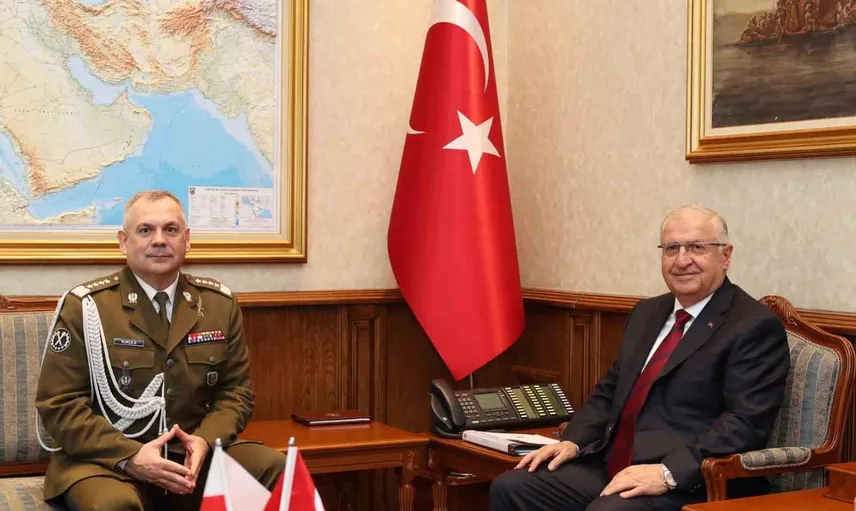 Bakan Güler Polonya askeri lideriyle Ankara'da görüştü