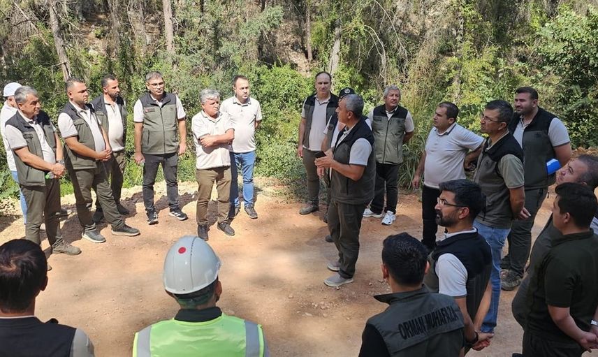 Mersin'de orman yollarında güvenli hat çalışmalarıyla yangın riski azalıyor