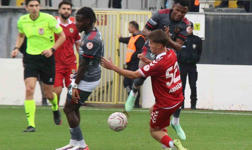Gaziantep FK kupada Etimesgut'u 4 golle geçti
