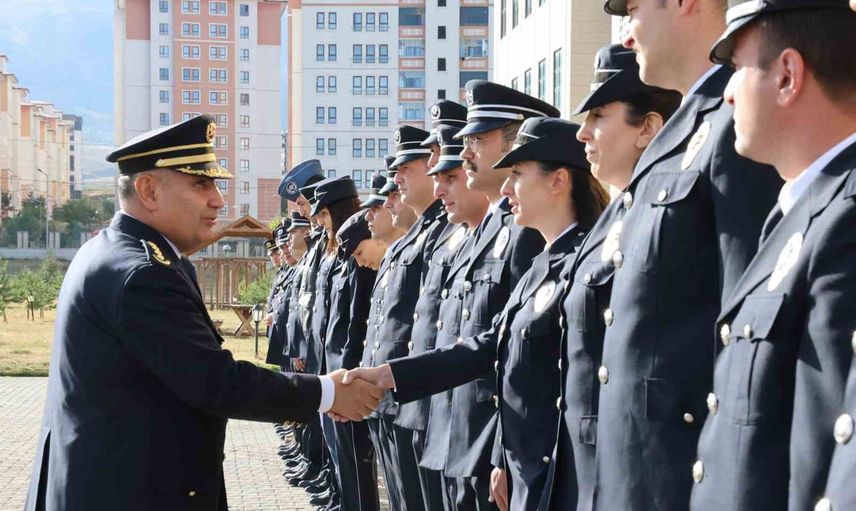 Erzurum'da yeni dönemin ilk günü: Mahmut Ay göreve başladı