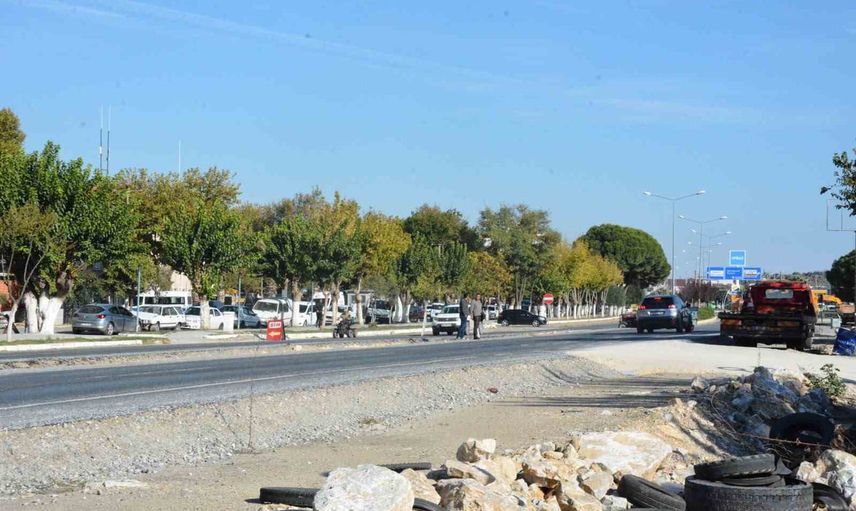 Yollar kapanınca geçim riske girdi: Ortaklar sanayi esnafı kavşak istiyor
