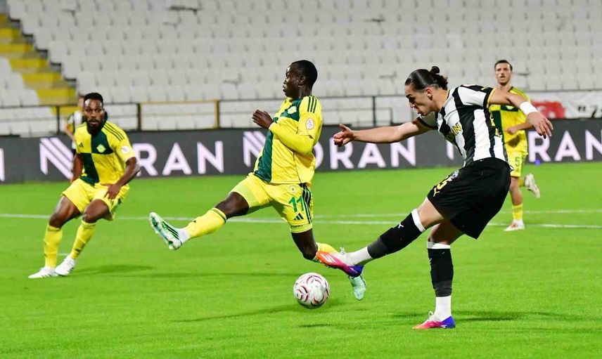 Manisa'da son dakikada kurtaran penaltı: Esenler Erokspor 1-1