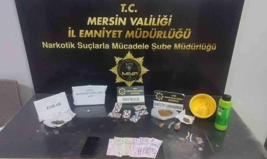 Mersin'de sokak satışına düzenlenen operasyonda dört şüpheli cezaevine gönderildi