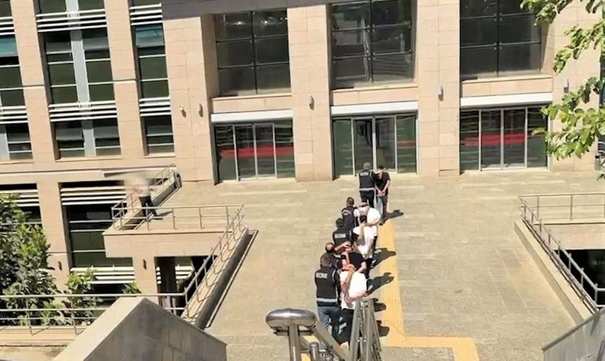 Batman'da iki kurşunlama sonrası düzenlenen operasyonda üç şüpheli tutuklandı