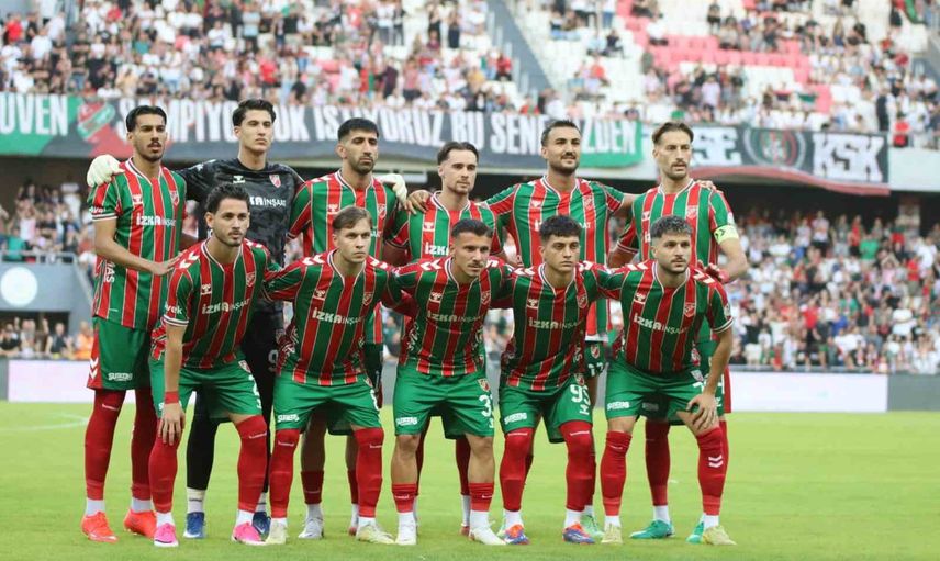 Karşıyaka galibiyet hasretiyle lige tutunmaya çalışıyor
