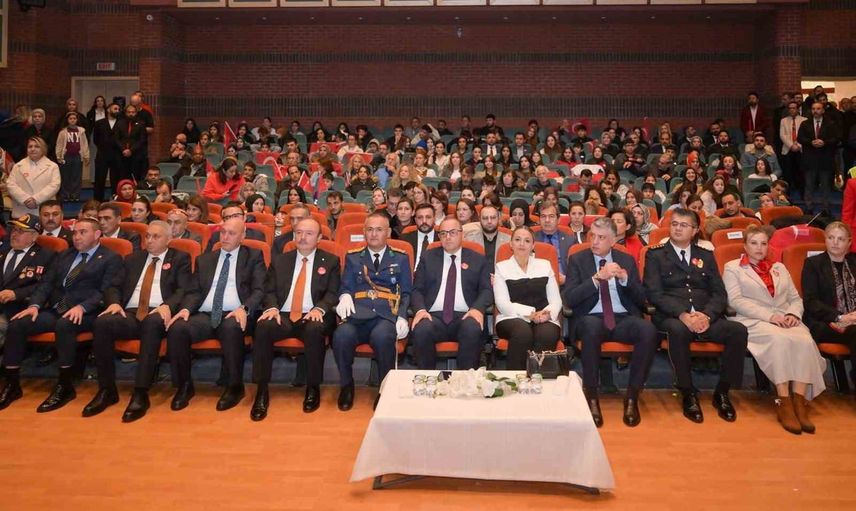 Esenyurt'ta 103 yıllık cumhuriyet coşkusu sanatla buluştu