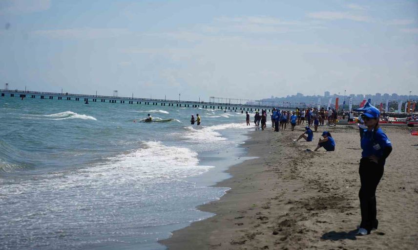 Samsun sahilinde küreğin uzun mesafe ve beach sprint sınavı