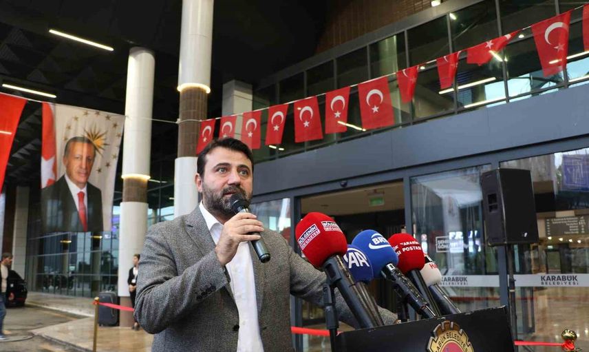 Karabük'te modernize edilen şehirlerarası otogar vatandaşın hizmetine açıldı
