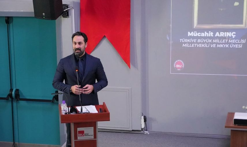 Rafet Yılmaz'a fahri doktora verildi: gençlere bilgiyi tutkuyla kullanma çağrısı