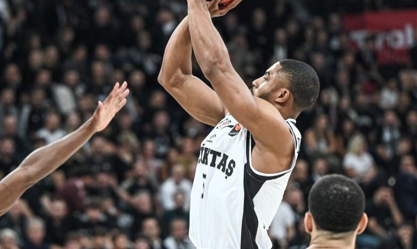 Barcelona ilk yarı avantajını koruyup Beşiktaş'ı yendi