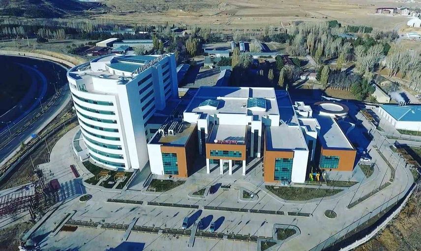 Bayburt Devlet Hastanesi'nde çocuklara mesai dışı muayene imkanı