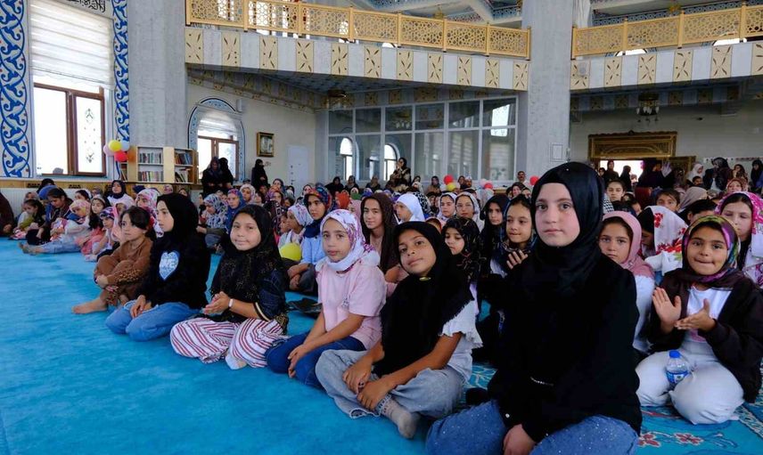Yaz Kur'an kurslarında 7 bin öğrencinin kaynaşma buluşması