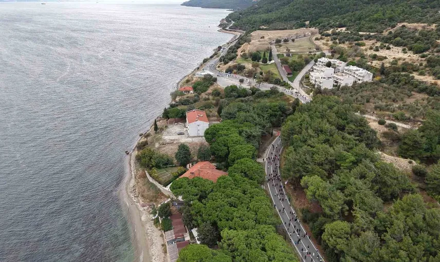Gelibolu tepelerinde anılarla koşulan uluslararası maraton tamamlandı