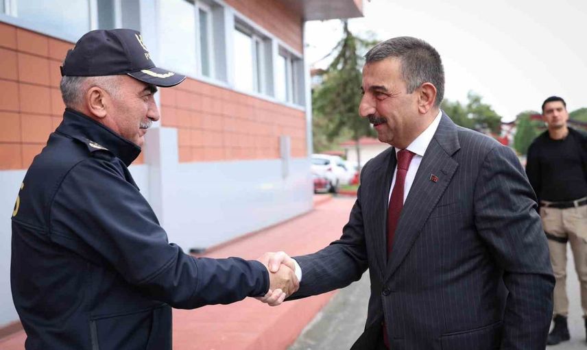 Valilikte nezaket ziyareti: Hacıbektaşoğlu'ndan Kaba'ya hayırlı olsun