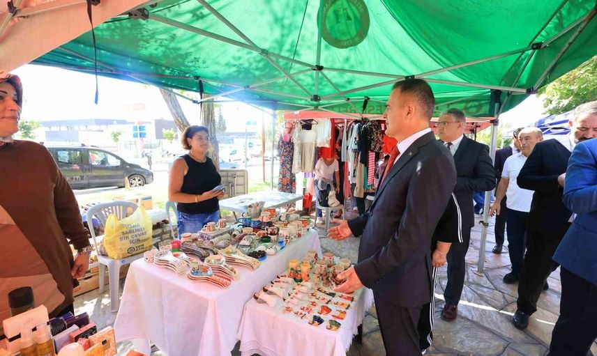 Kadın emeğinin buluşma noktası: Mor Pazar'a valilik desteği