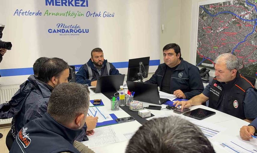 Arnavutköy'de sağanağa karşı 300 kişilik seferberlik 80 araçla 7/24 müdahale