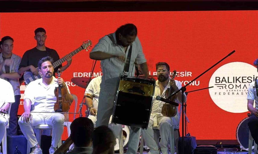 Kazdağları eteğinde ritim buluşması: asma davul festivali kutlamalara damga vurdu