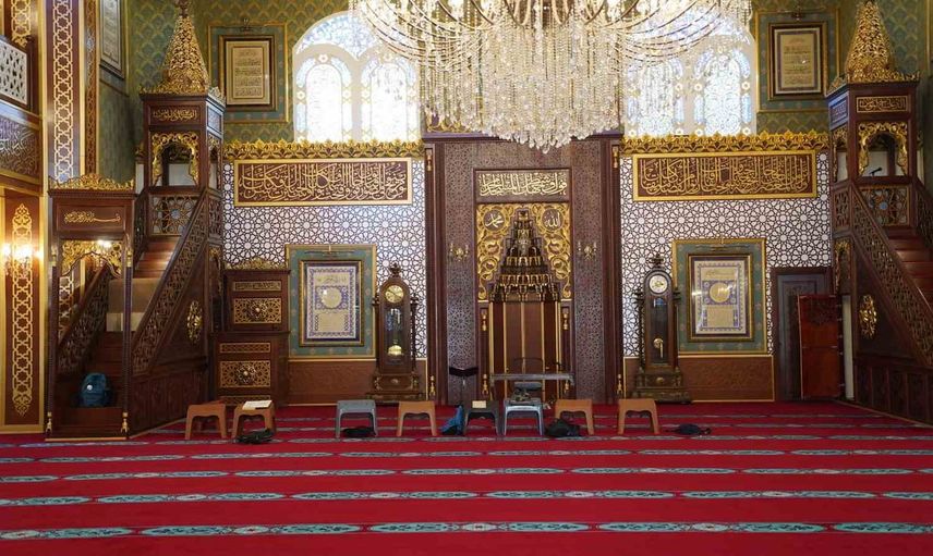 Yunusemre'de ibadethaneler için kapsamlı temizlik seferberliği