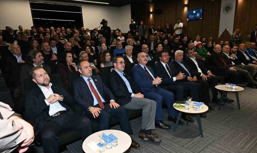 Denizli sanayisinin mirası Müjdat Keçeci'nin yaşamı kitapla kaydedildi