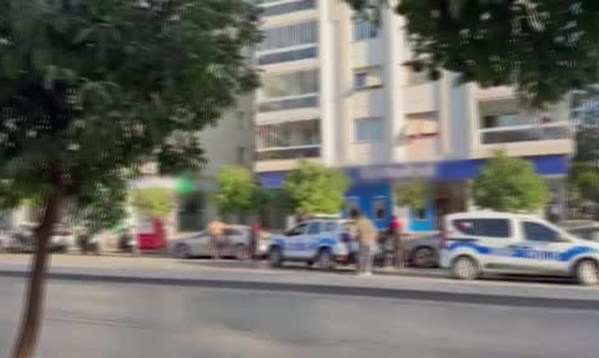psikiyatrik geçmişi olduğu belirtilen şüpheli rehin krizine yol açtı: 5 çalışan kurtarıldı, zanlı gözaltında