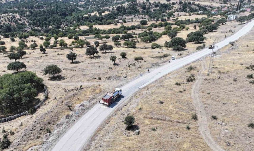 Yuntdağı'nda 2017'den beri bekleyen 10 kilometrelik yol yenilendi