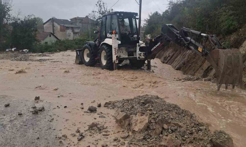 Yoğun yağış Zonguldak’ta seferberlik başlattı: 94 ihbar, 1.053 personel sahada