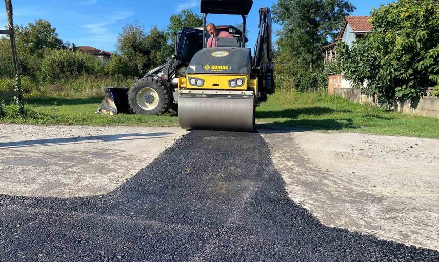 Çalıcuma köyünde bozulmuş yollar onarılarak kışa hazırlanıyor