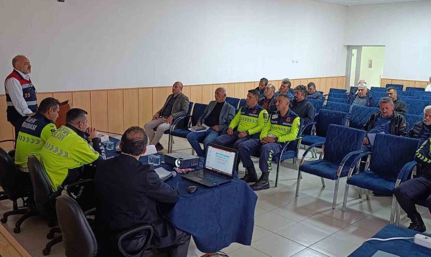 Okul servislerinde güvenlik bilinci ladik'te güçlendirildi