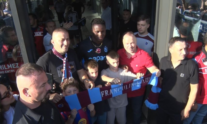 Trabzonspor'un yeni golcüsü Franculino Dju'nin gelişi taraftarı coşturdu