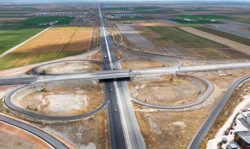 Konya çevre yolu ikinci kısımda 16,1 km'lik ilerleme, Aksaray‑Adana seyahati 24 dakika kısalacak