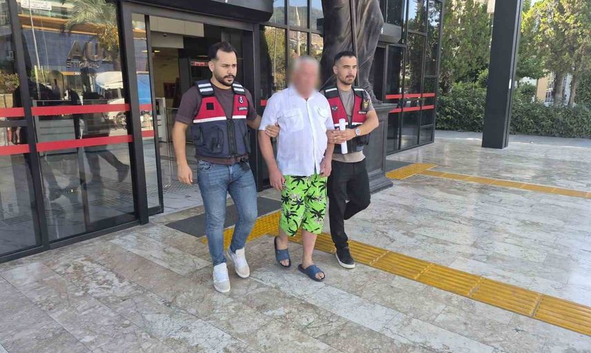 Alanya'da 5 yıldızlı otelde görevli personele taciz iddiası: turist tutuklandı