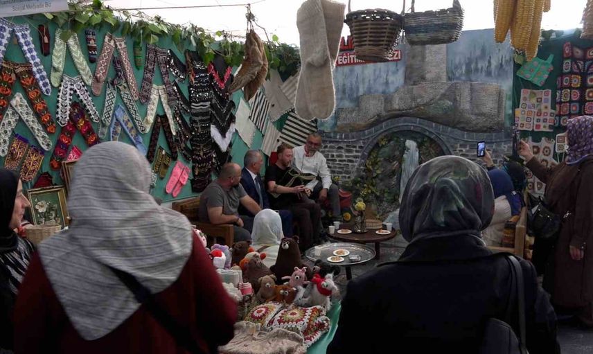 GastroRize Rize sahilinde yerel lezzetleri ve ata tohumlarını sergiledi