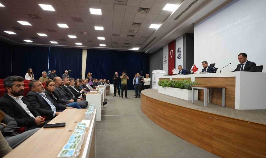 Ataşehir'de 2027 bütçe kararı: giderler 12 milyar TL olarak belirlendi