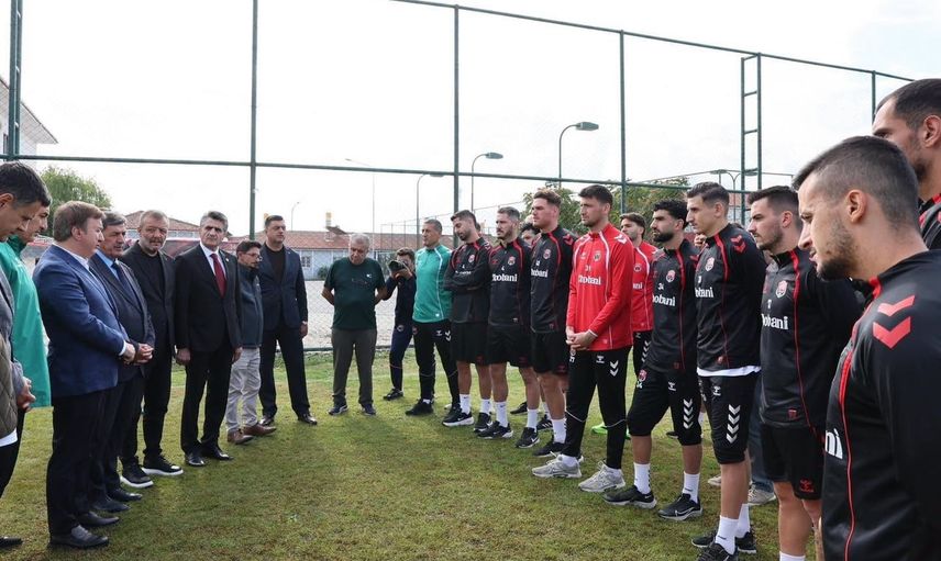Vali Aydoğdu'dan Erzincanspor'a moral ziyareti