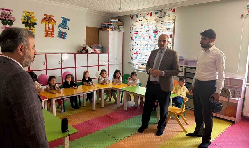 Van'da minikler Kur'an'la buluştu: 2026-2027 eğitim yılı bismillah ile başladı