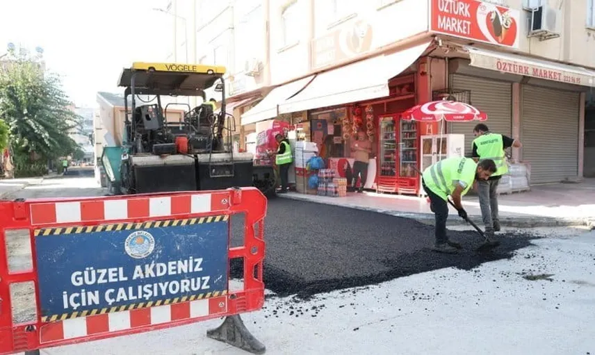 Üç ocak sokakları sıcak asfaltla yenileniyor