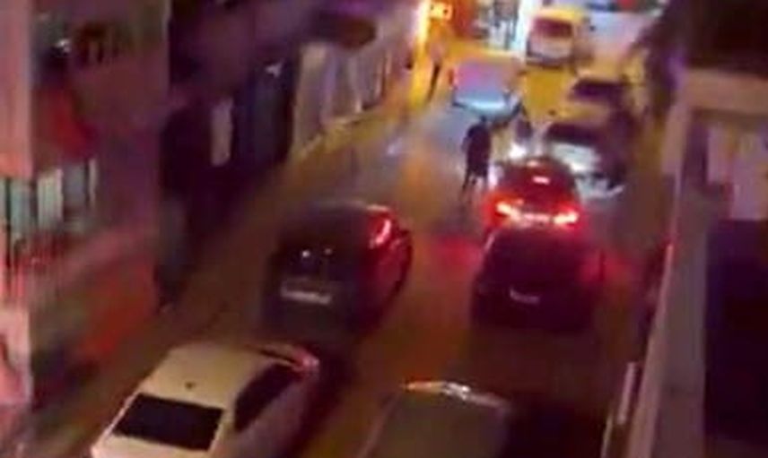 Geceyi bölen çatışma: Karşıyaka sokaklarında 5 yaralı, 3 gözaltı