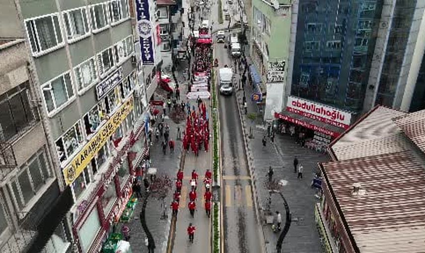 Karabük'te gaziler için omuz omuza yürüyüş