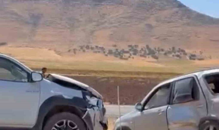 Gürgöze mevkiinde çarpışma: Kurtalan'da yaralanma yok, araçlarda maddi hasar