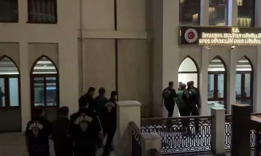 Sosyal medyada karaborsa: Şampiyonlar Ligi maçı öncesi 9 gözaltı