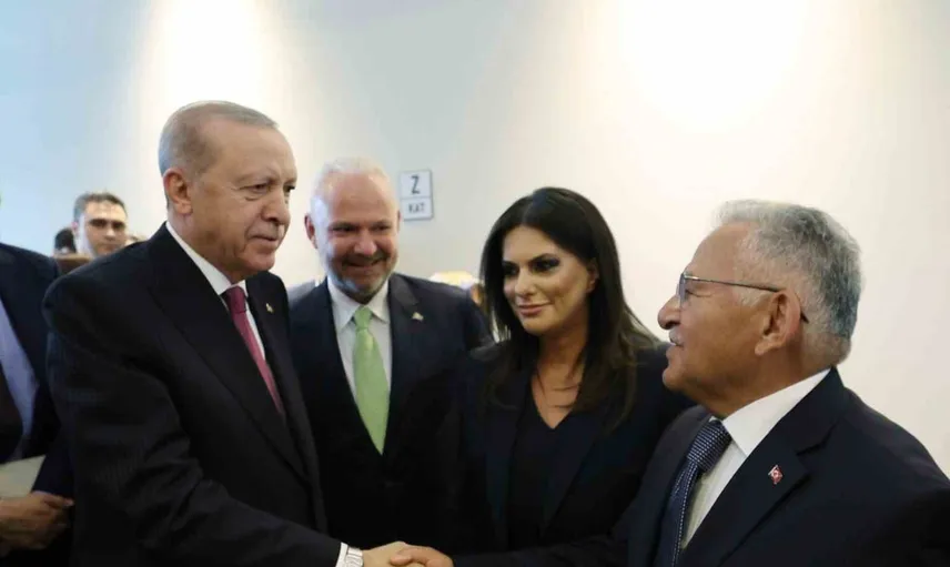 Kayseri'den Ankara'ya selam: Büyükkılıç grup toplantısında Erdoğan ile görüştü