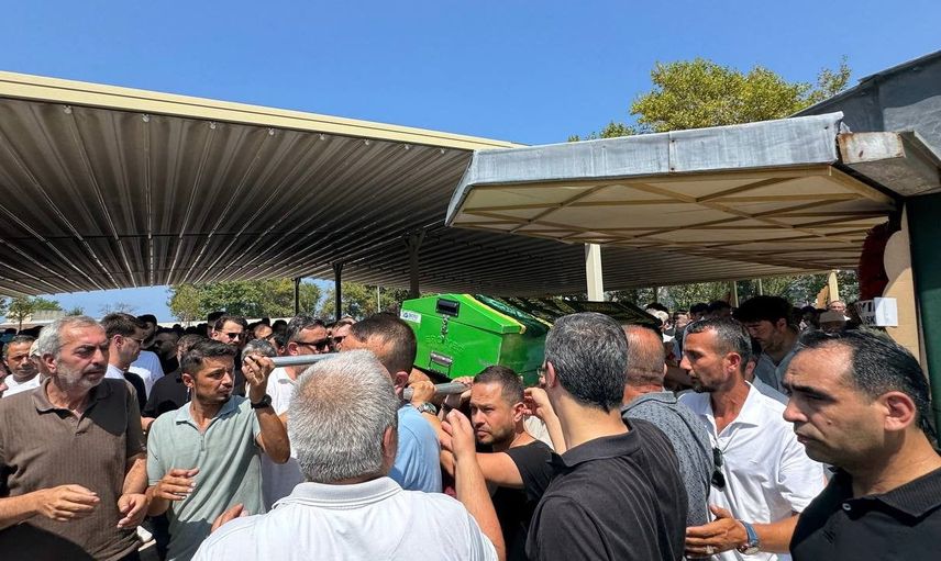 Uzunkum'da denizde boğulan hakem Hakan Ergin uğurlandı