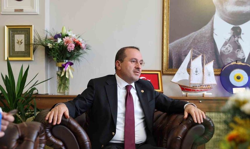 Foça'da birlik çağrısı: birikmiş sorunları el birliğiyle çözeceğiz