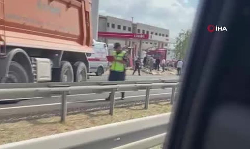 Temelli'de çarpışma: halk otobüsü ile kamyonun karıştığı kazada yaralananlar bildirildi