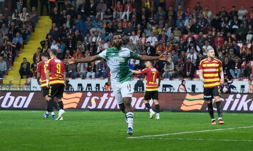 Kelechi Iheanacho Bursaspor'da gol serisini sürdürüyor